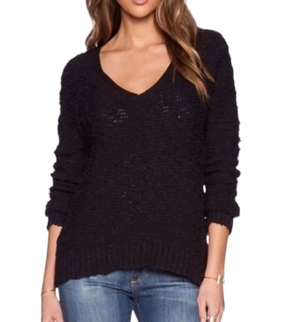 #606 Free People Black V-Neck Sweater Sz L